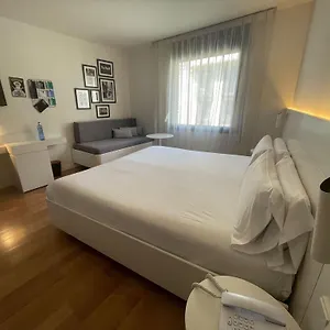 Pol & Grace 4* Barcelone